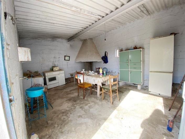 Image No.8-3 Bed Property for sale