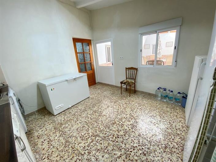 Image No.25-5 Bed Property for sale