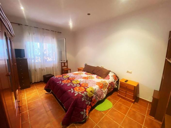 Image No.10-4 Bed Villa for sale