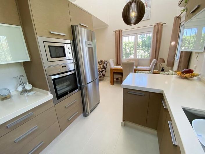 Image No.12-3 Bed Villa for sale