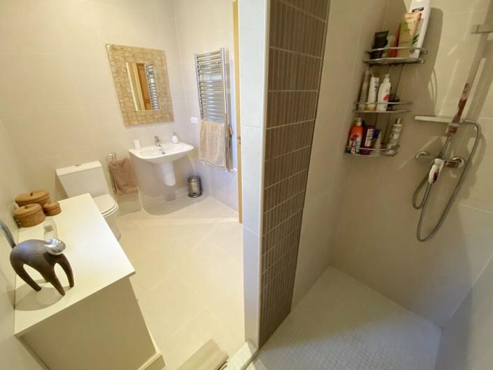 Image No.18-3 Bed Villa for sale