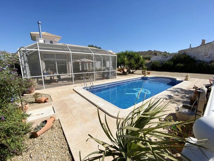 Image No.28-3 Bed Villa for sale