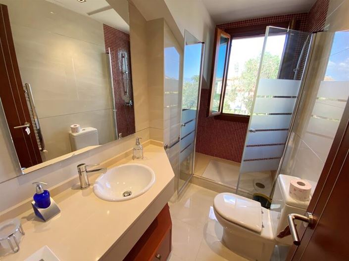 Image No.21-5 Bed Villa for sale