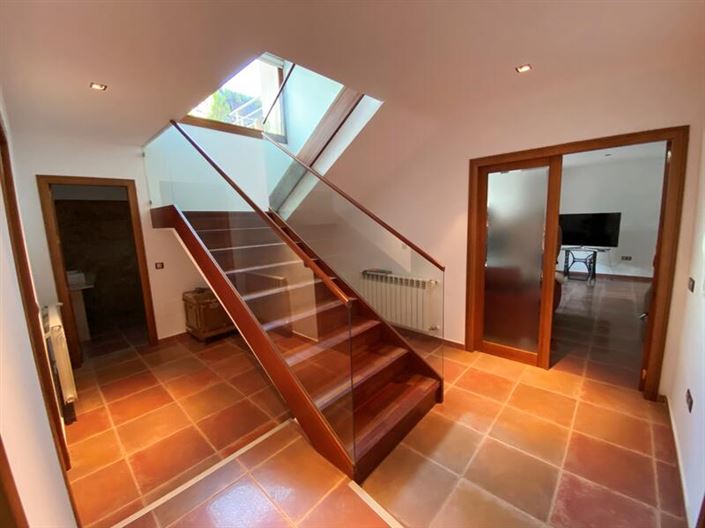 Image No.31-5 Bed Villa for sale