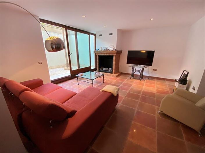 Image No.32-5 Bed Villa for sale