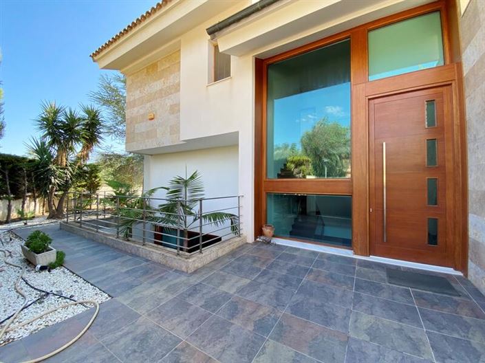 Image No.5-5 Bed Villa for sale