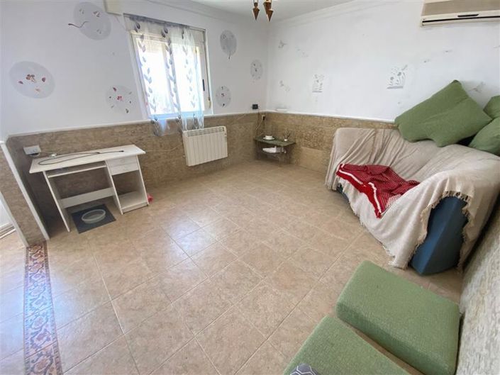 Image No.11-4 Bed Property for sale