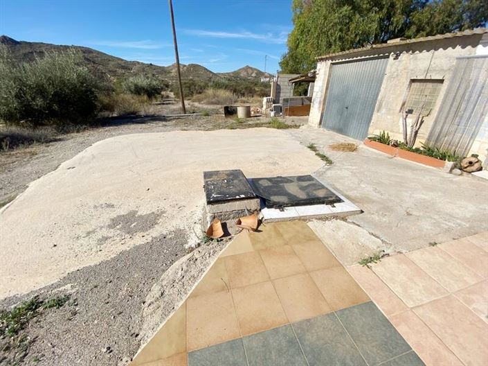 Image No.3-4 Bed Property for sale