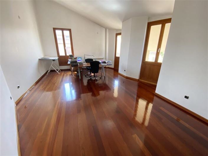 Image No.18-4 Bed Villa for sale