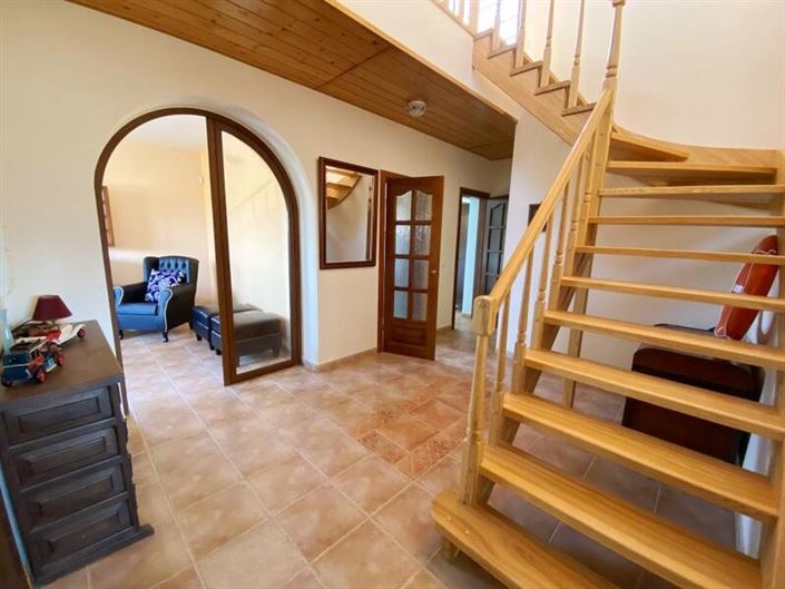 Image No.12-3 Bed Villa for sale