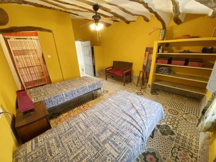 Image No.24-3 Bed Property for sale