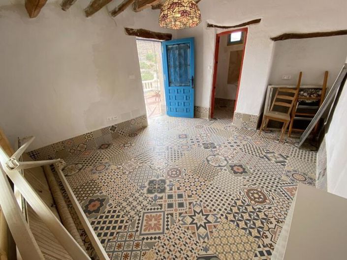 Image No.28-3 Bed Property for sale