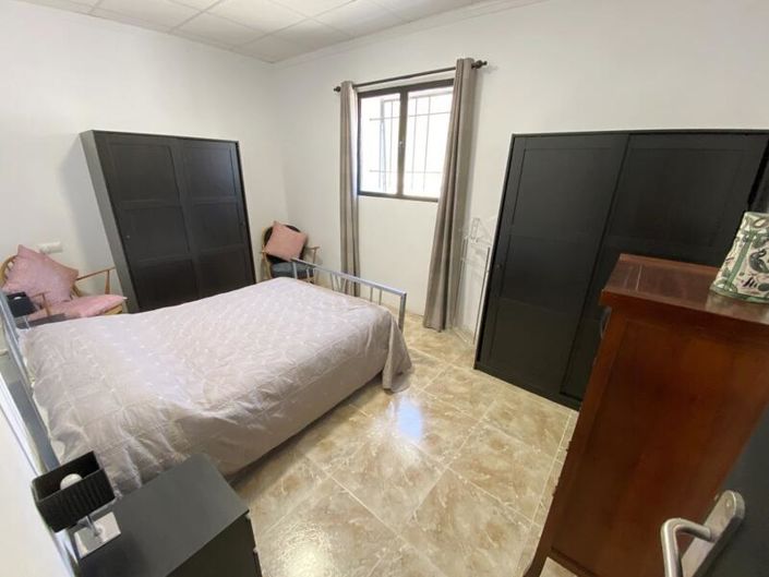 Image No.24-4 Bed Property for sale