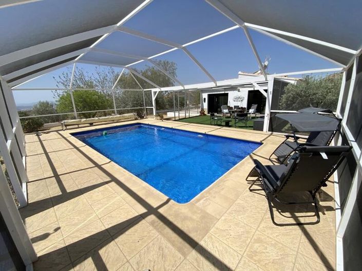 Image No.33-4 Bed Property for sale