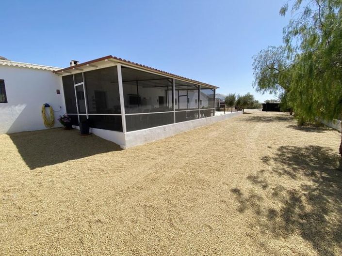 Image No.34-4 Bed Property for sale