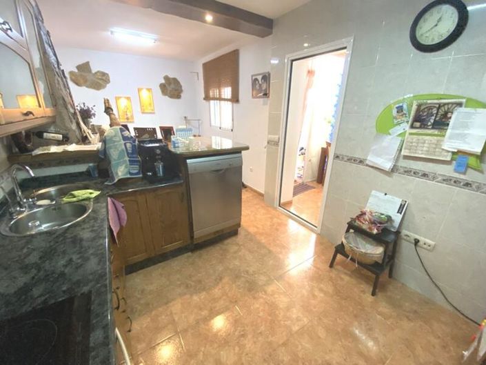 Image No.11-3 Bed Duplex for sale