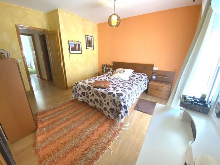 Image No.20-3 Bed Duplex for sale