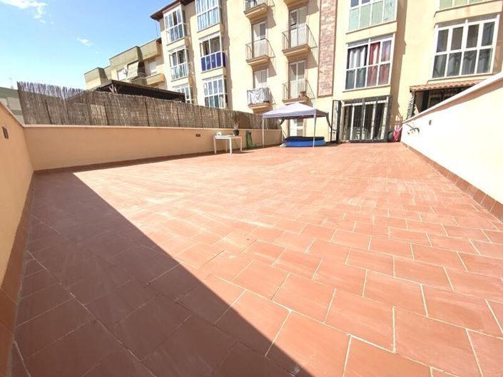 Image No.1-3 Bed Apartment for sale