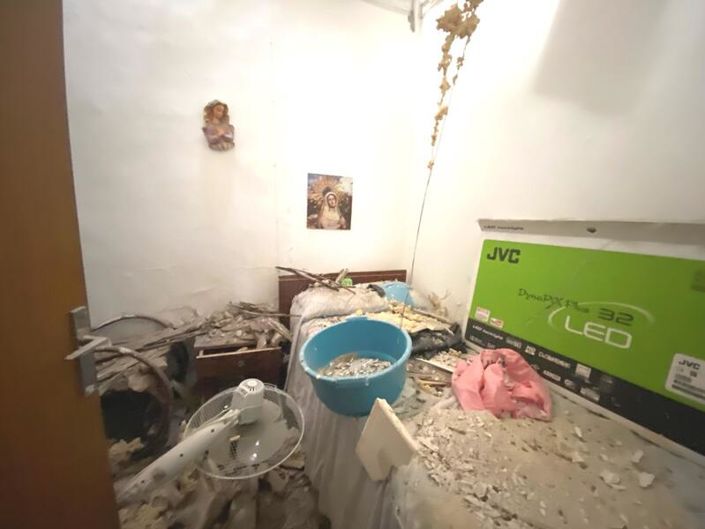 Image No.10-3 Bed Property for sale