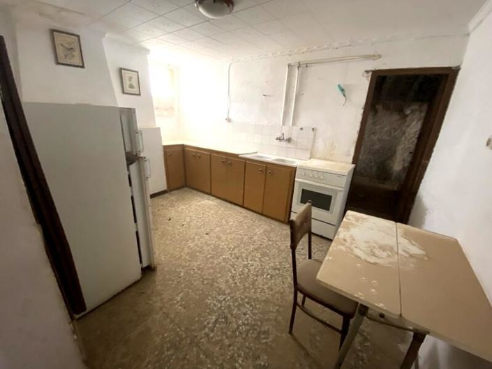 Image No.16-3 Bed Property for sale