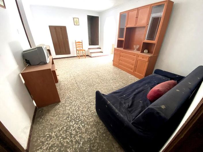 Image No.9-3 Bed Property for sale