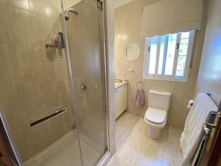 Image No.24-3 Bed Villa for sale