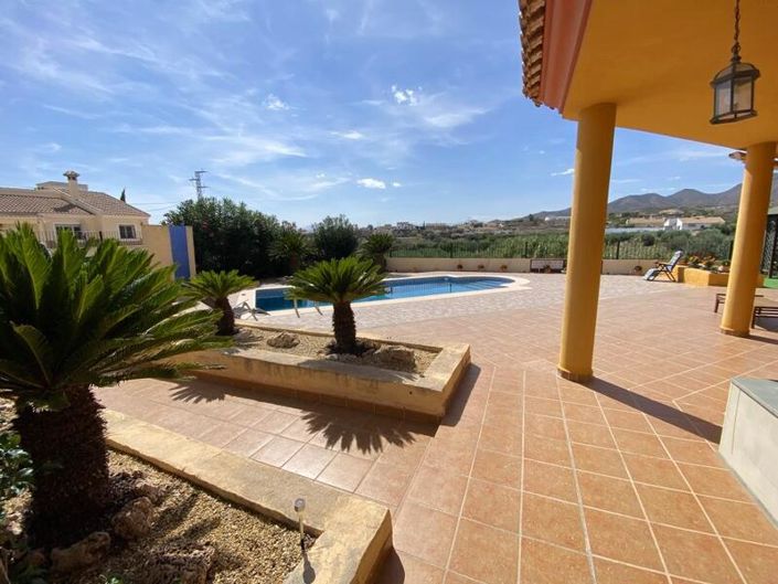 Image No.5-3 Bed Villa for sale