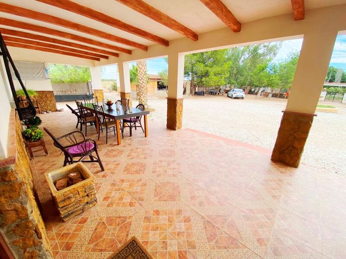 Image No.17-3 Bed Villa for sale