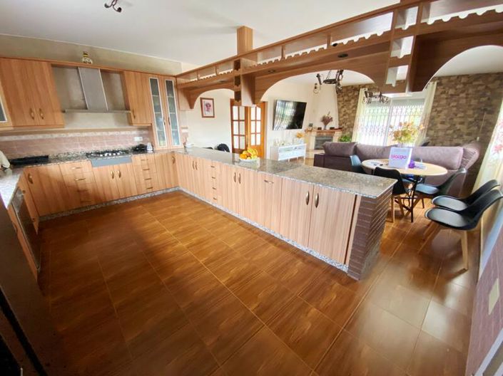 Image No.6-3 Bed Villa for sale