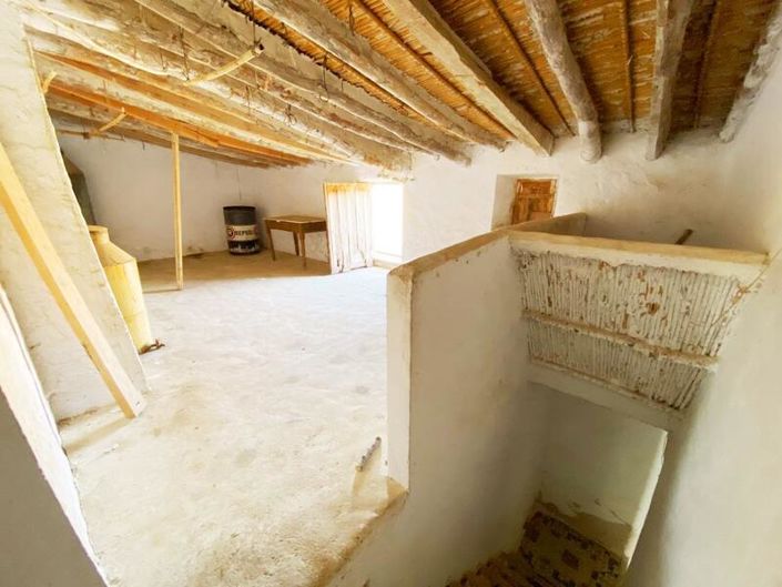 Image No.26-4 Bed Property for sale