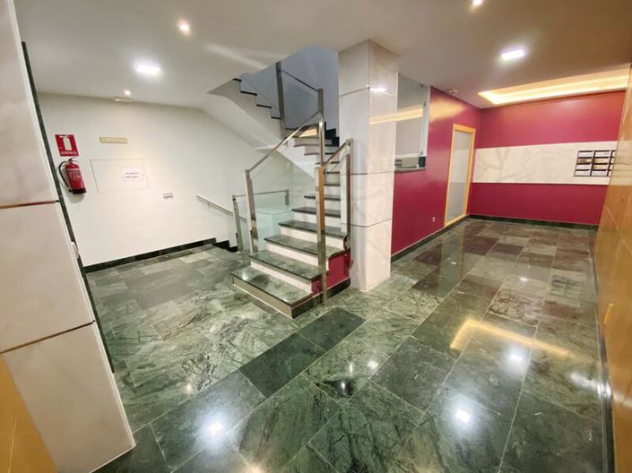 Image No.19-3 Bed Apartment for sale