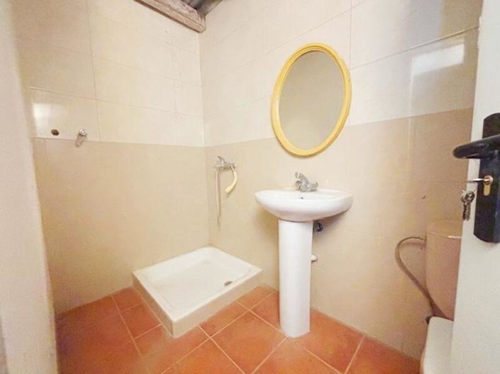 Image No.15-3 Bed Property for sale