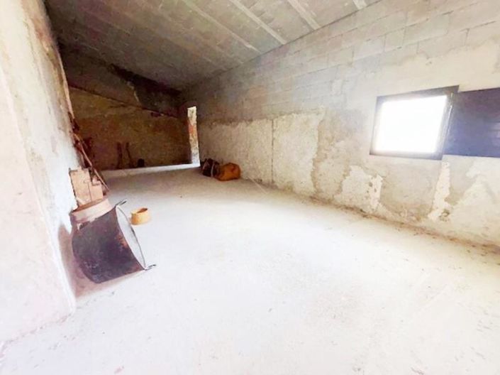 Image No.20-3 Bed Property for sale