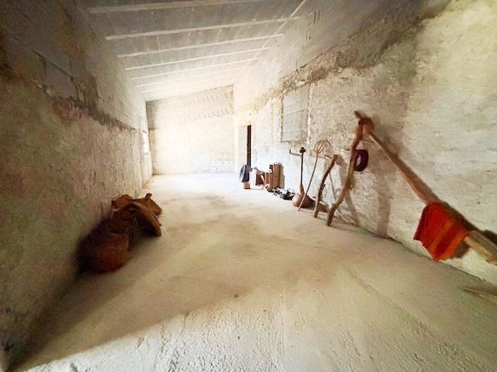 Image No.21-3 Bed Property for sale