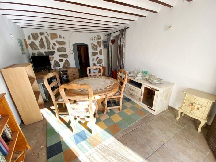 Image No.33-5 Bed Property for sale