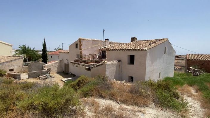 Image No.7-5 Bed Property for sale