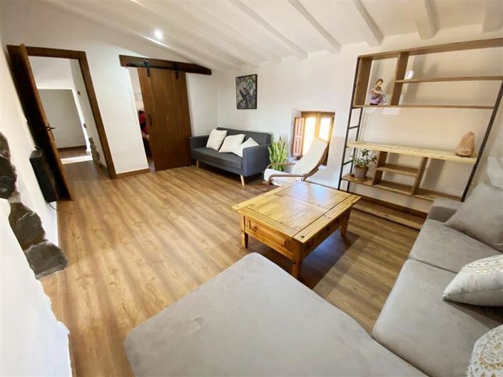 Image No.23-3 Bed Property for sale