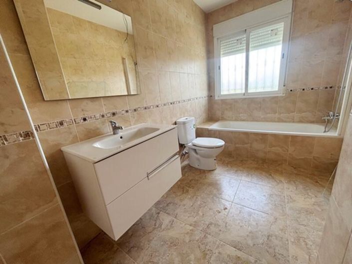 Image No.29-5 Bed Villa for sale