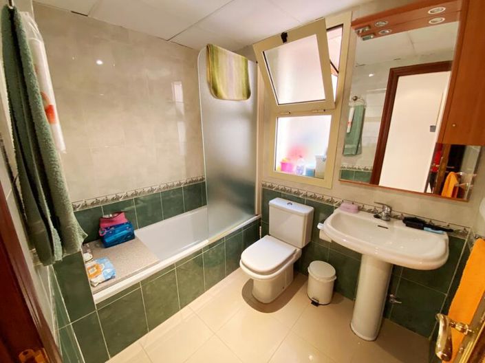 Image No.14-3 Bed Apartment for sale