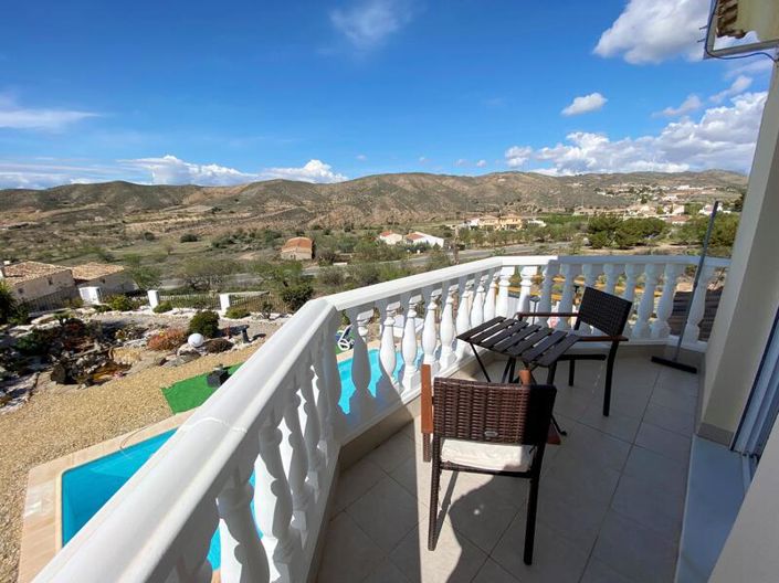 Image No.3-3 Bed Villa for sale