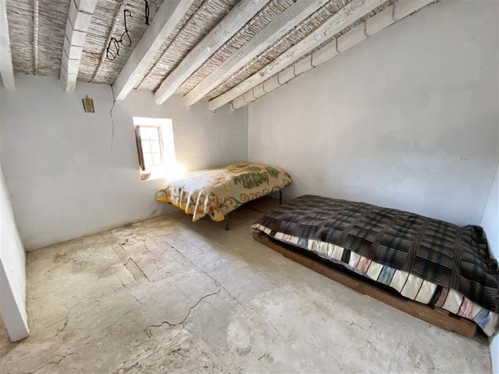 Image No.20-3 Bed Property for sale