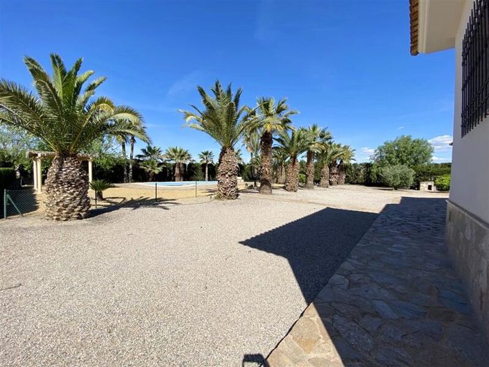 Image No.5-4 Bed Villa for sale