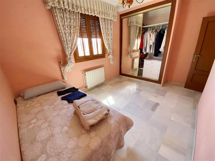 Image No.11-4 Bed Villa for sale