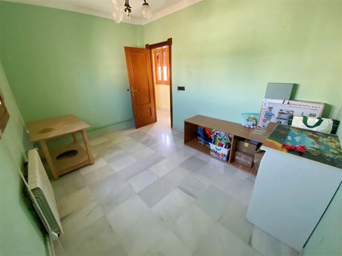 Image No.14-4 Bed Villa for sale