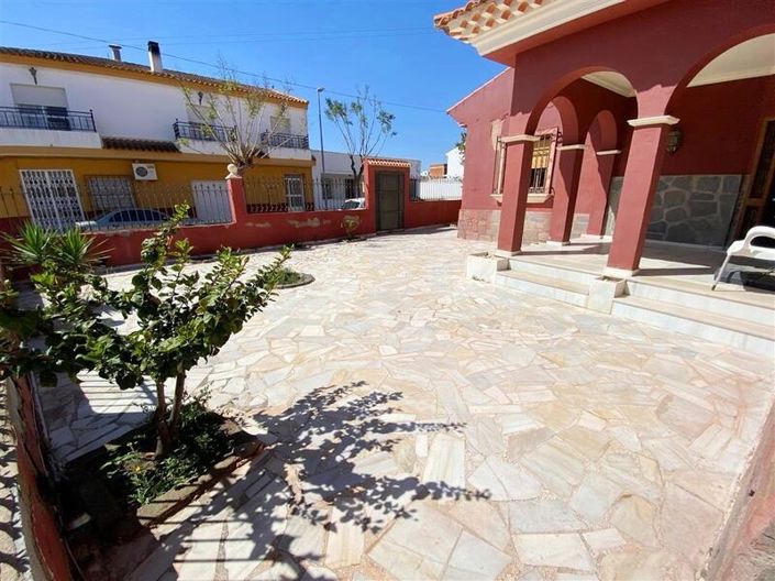 Image No.26-4 Bed Villa for sale