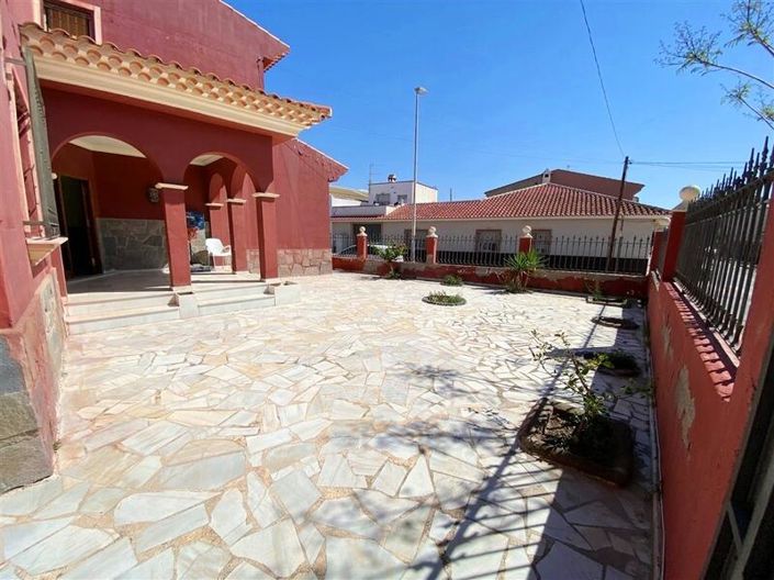 Image No.27-4 Bed Villa for sale