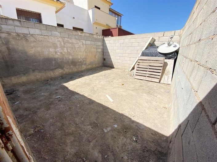 Image No.28-4 Bed Villa for sale