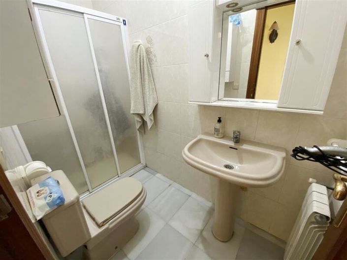 Image No.7-4 Bed Villa for sale