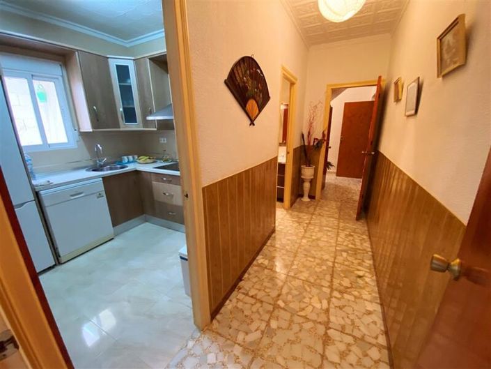 Image No.10-4 Bed Property for sale