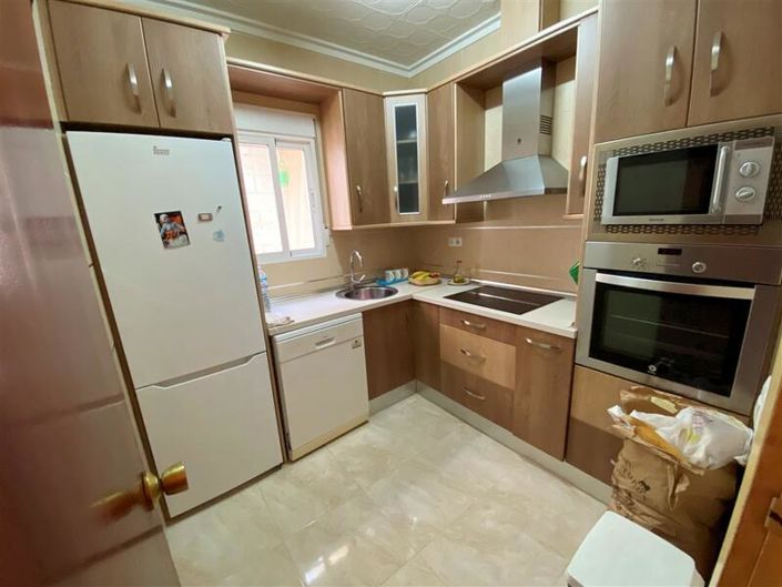 Image No.11-4 Bed Property for sale